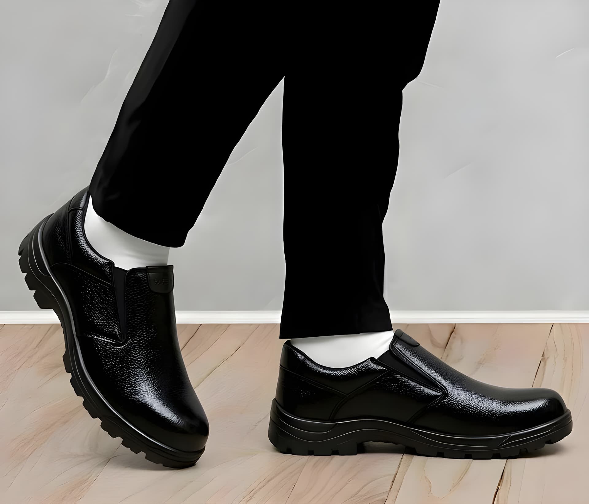 Latest Stylish Genuine Mild Leather Police Safety Shoes for Men