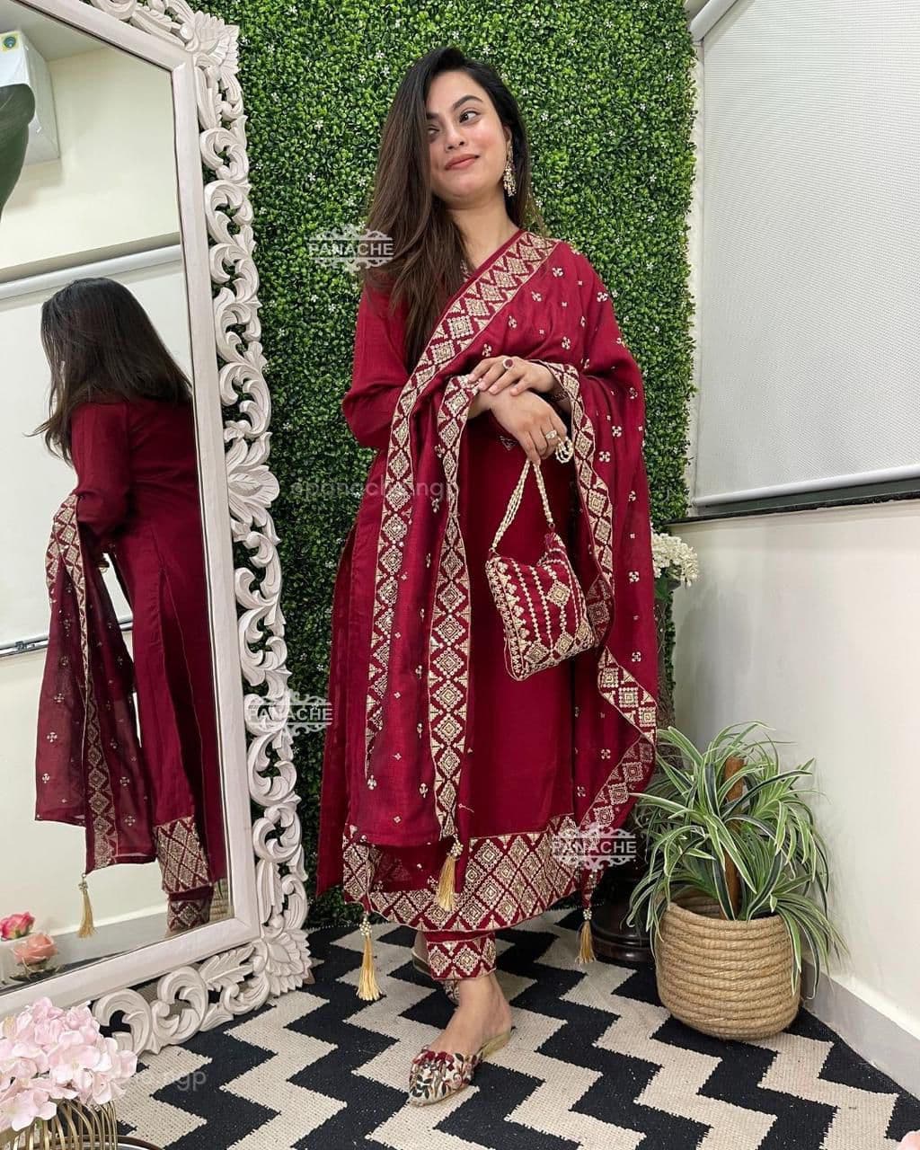 Royal Zari Jacquard Roman Silk Kurta Set