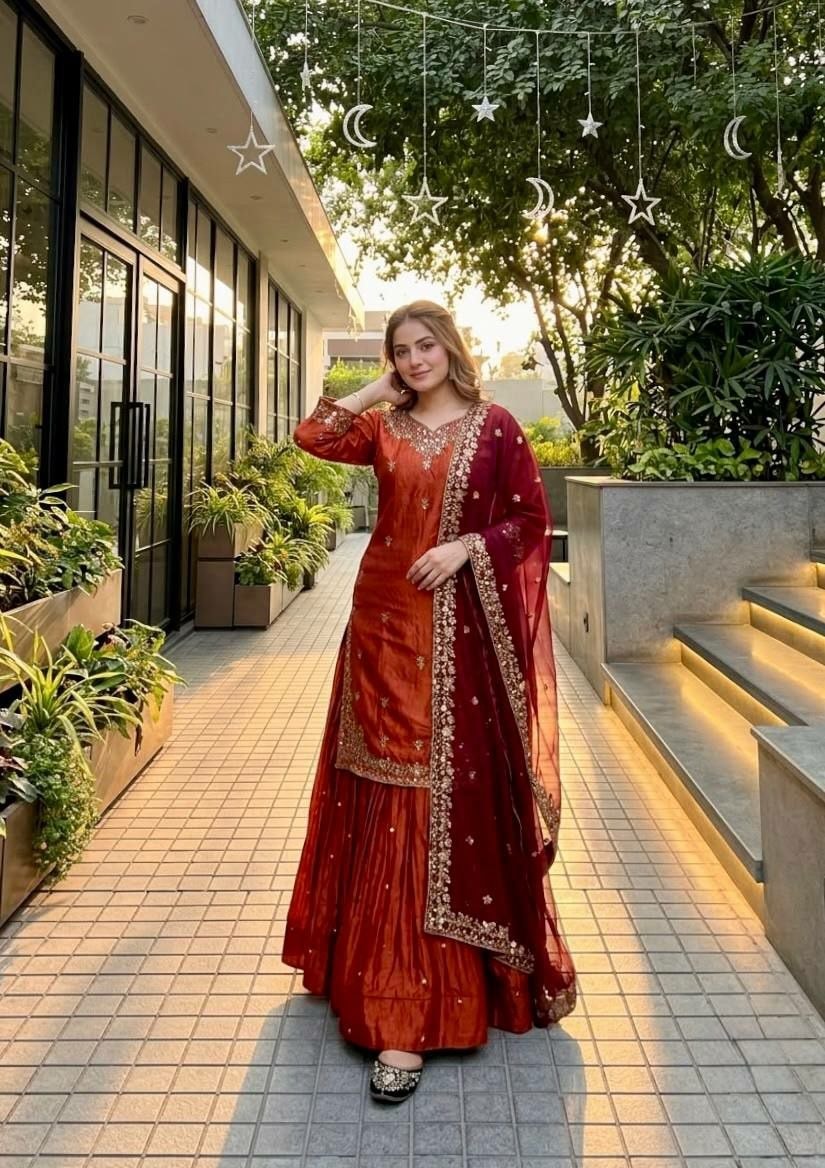 Heavy Sindoor Fandy Silk Suit Set - view 2