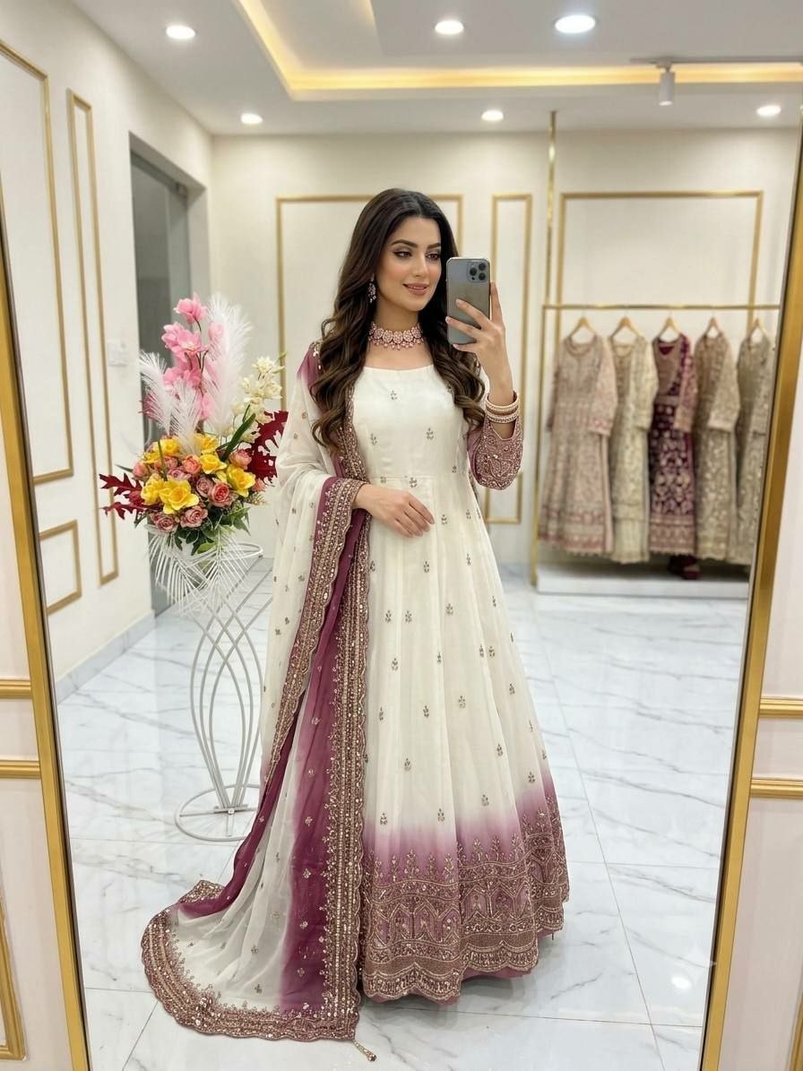 Pure Star Georgette Anarkali Gown Set - Pink - view 3