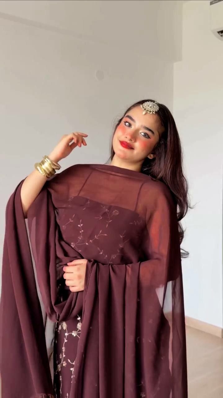 Premium Faux Georgette Salwar Suit Set - view 4
