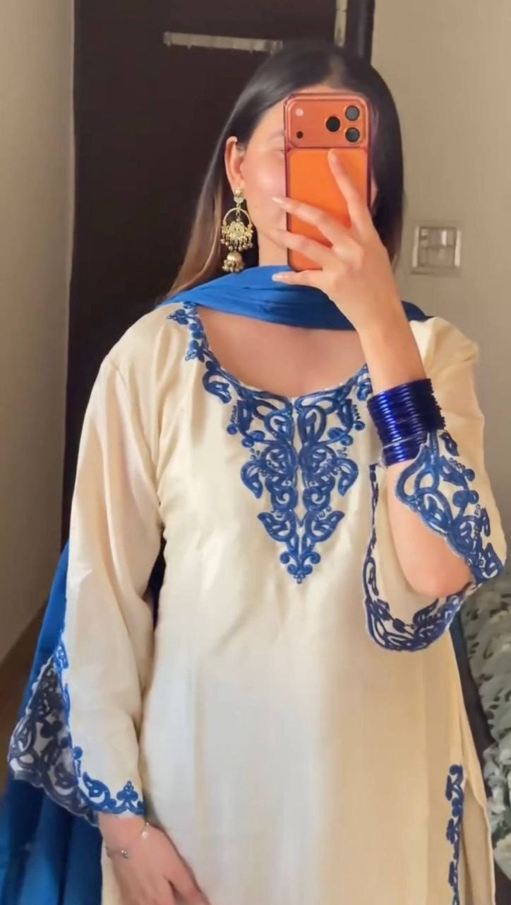 Pure German Chinon Salwar suit Set - view 4