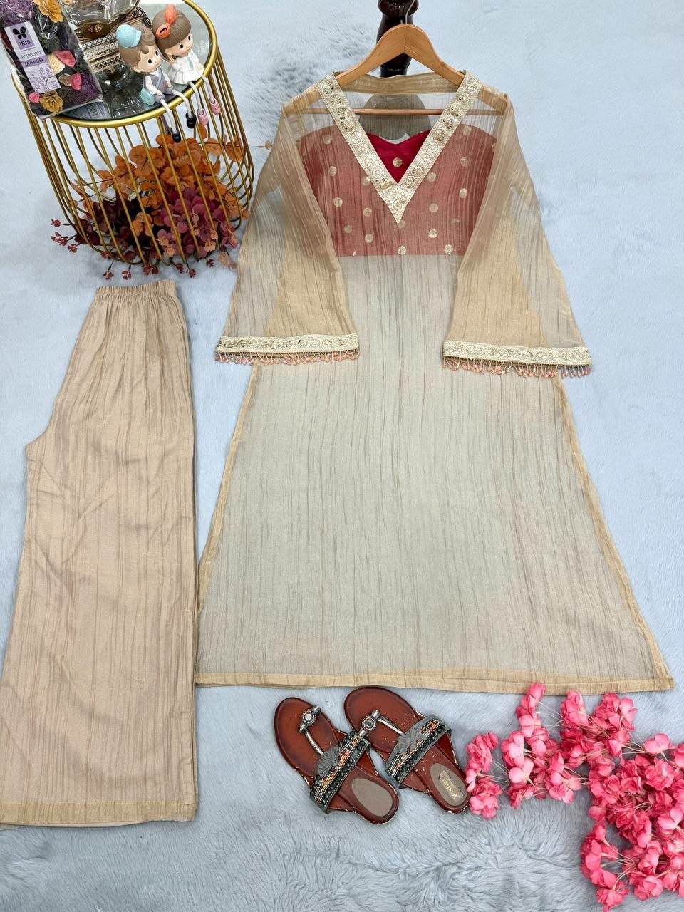 Pur Golden Tissue Salsa Suit Set - view 5