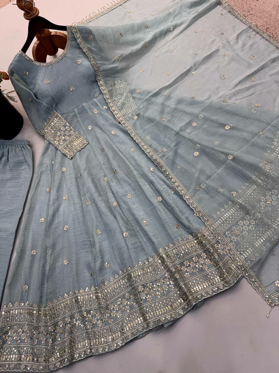Crunchy Silk Anarkali Gown Set - view 4