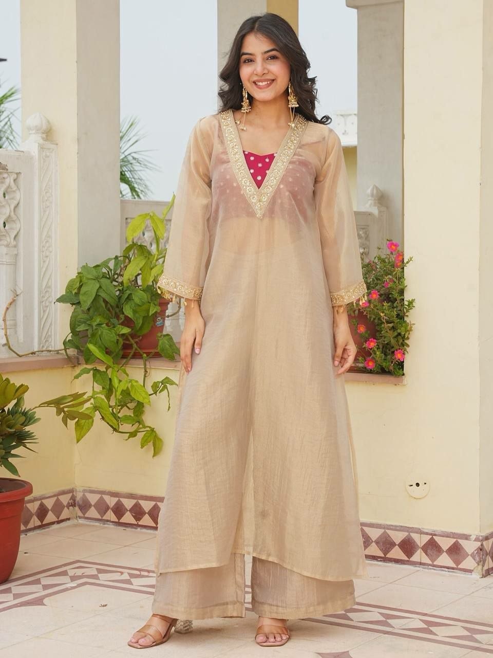 Pur Golden Tissue Salsa Suit Set - view 4