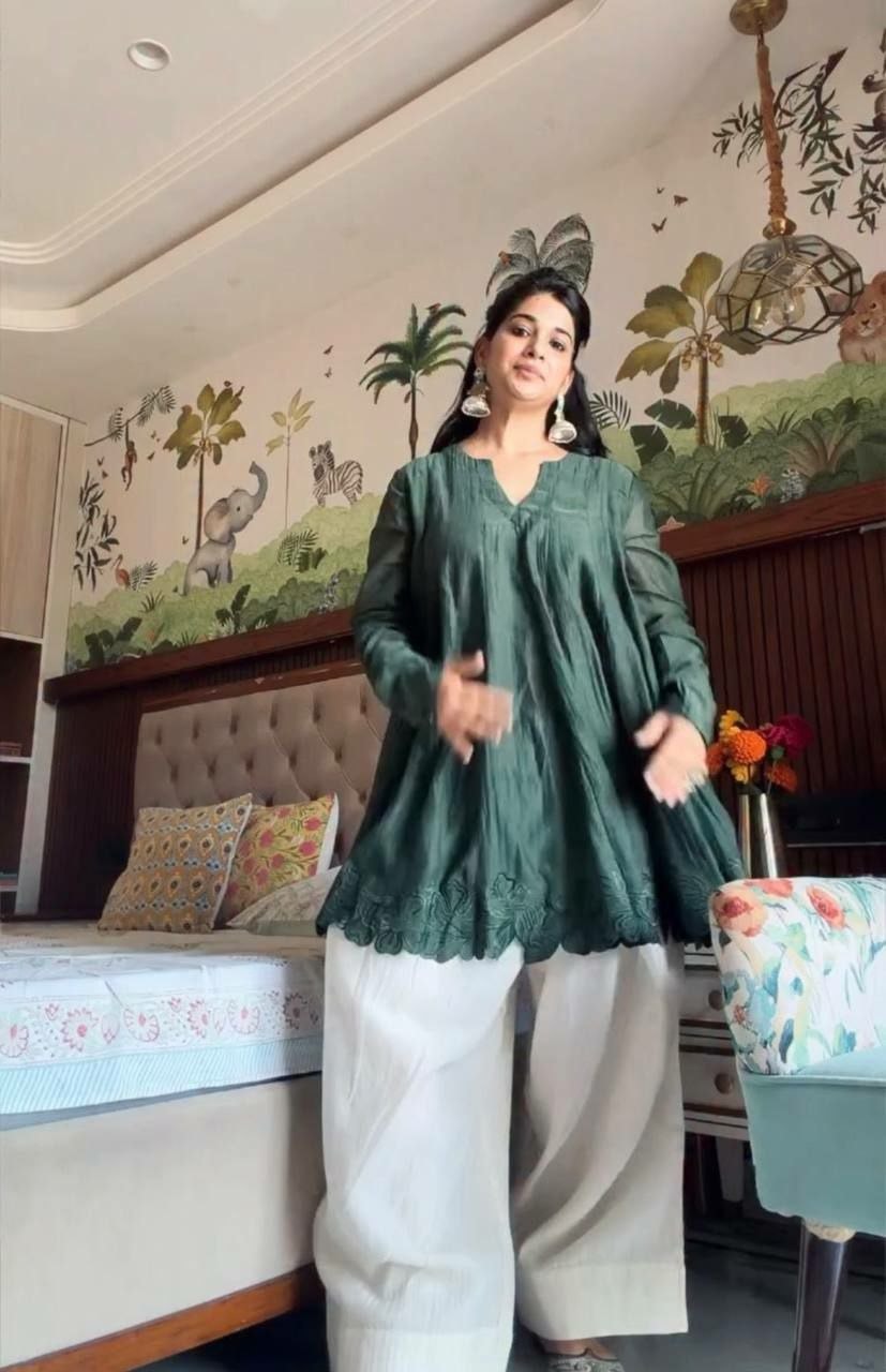 Heavy Mal Chanderi Suit set - view 4