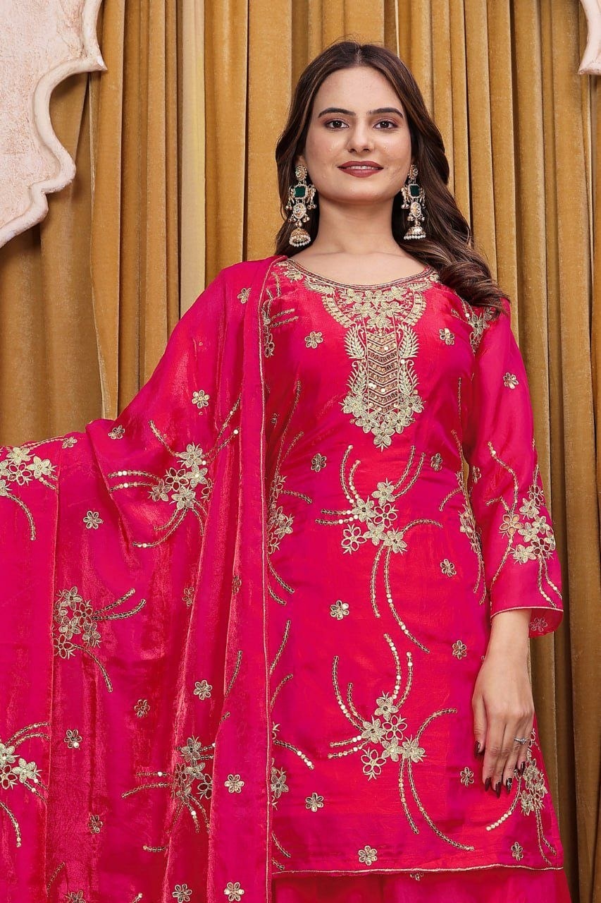 Premium Fendy Silk Suit Set - view 4