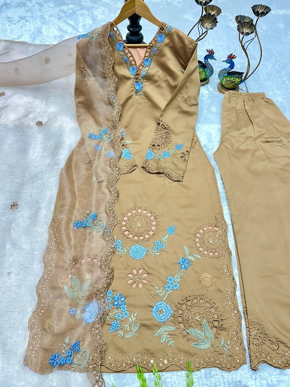 Heavy Roman Fabric Suit Set