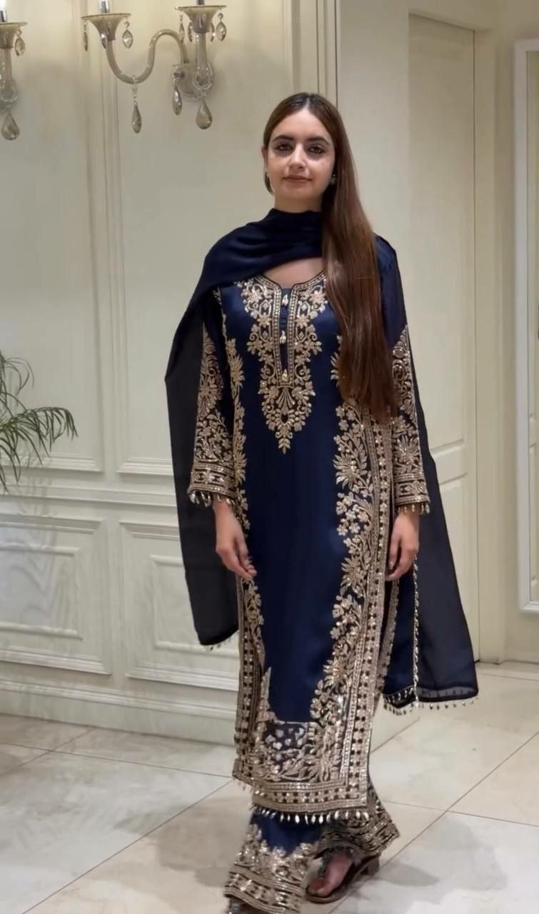 Heavy Faux Georgette Suit Set - view 4