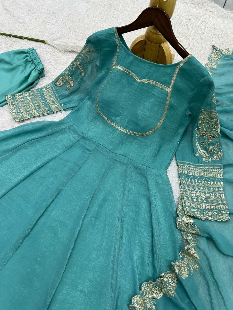 Heavy Crunchy Silk Suit Set - view 6