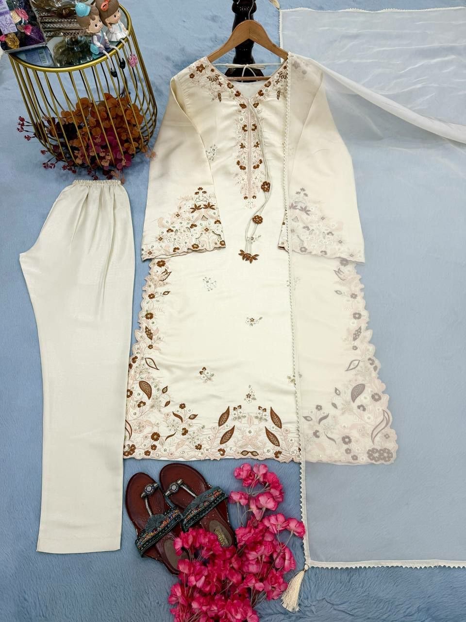 Pure Roman Glass Suit Set