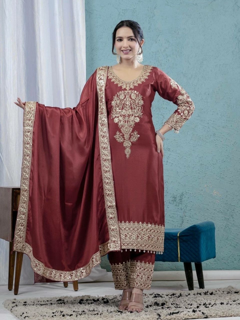 Pure Heavy Chinnon Silk Suit Set - view 1
