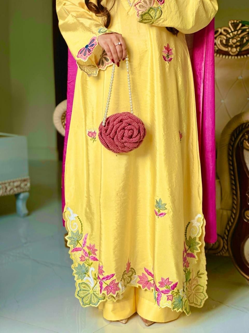 Pure Heavy HO Silk Salwar Suit Set - view 4