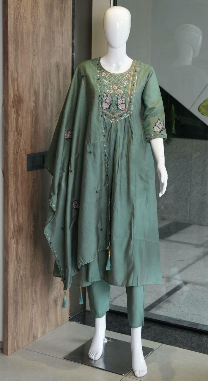 Premium Two-Tone (Too Ton) Silk Suit Set - Green