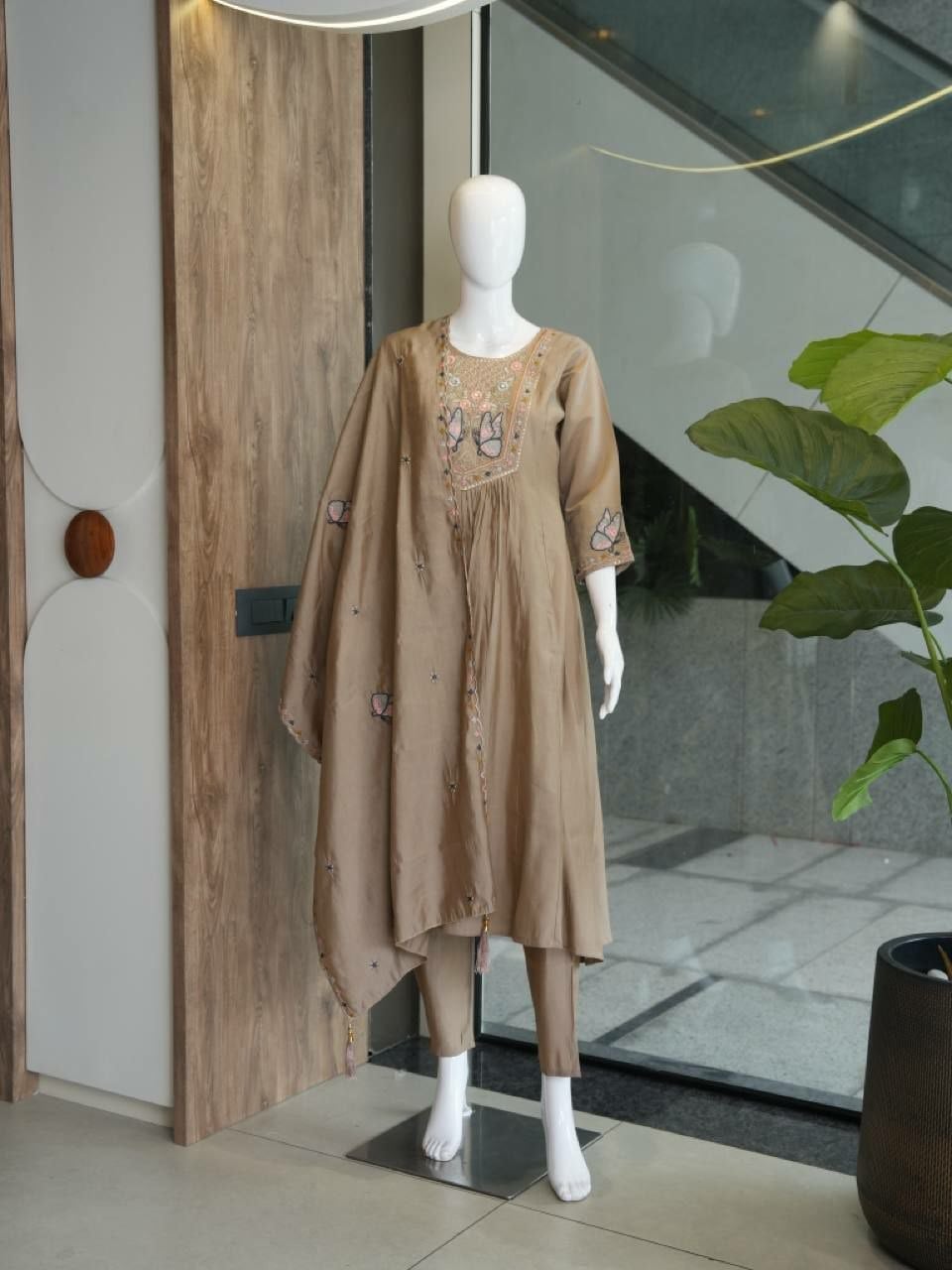 Premium Two-Tone (Too Ton) Silk Suit Set - Brown