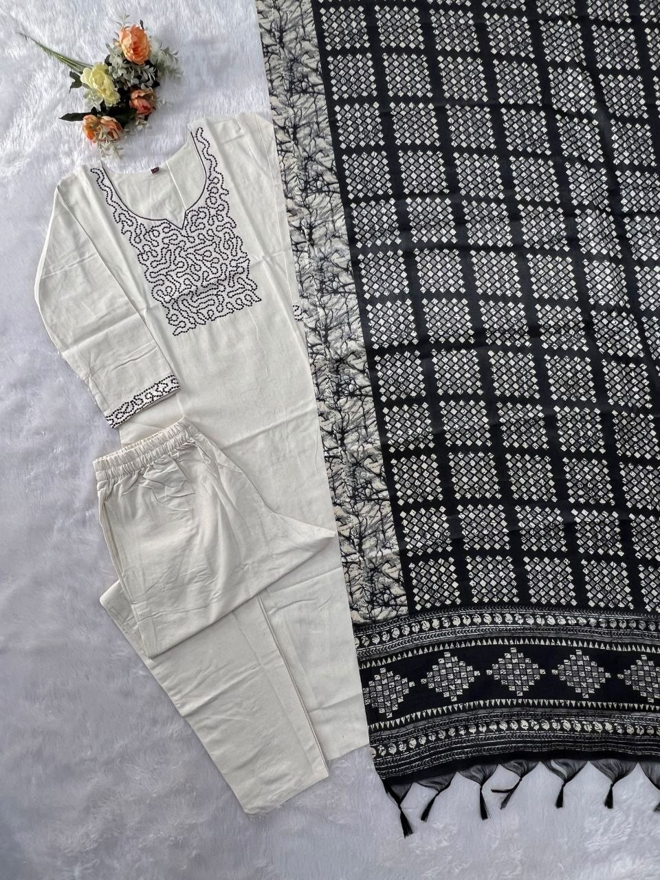 Premium Khadi Cotton Suit Set - White - view 4