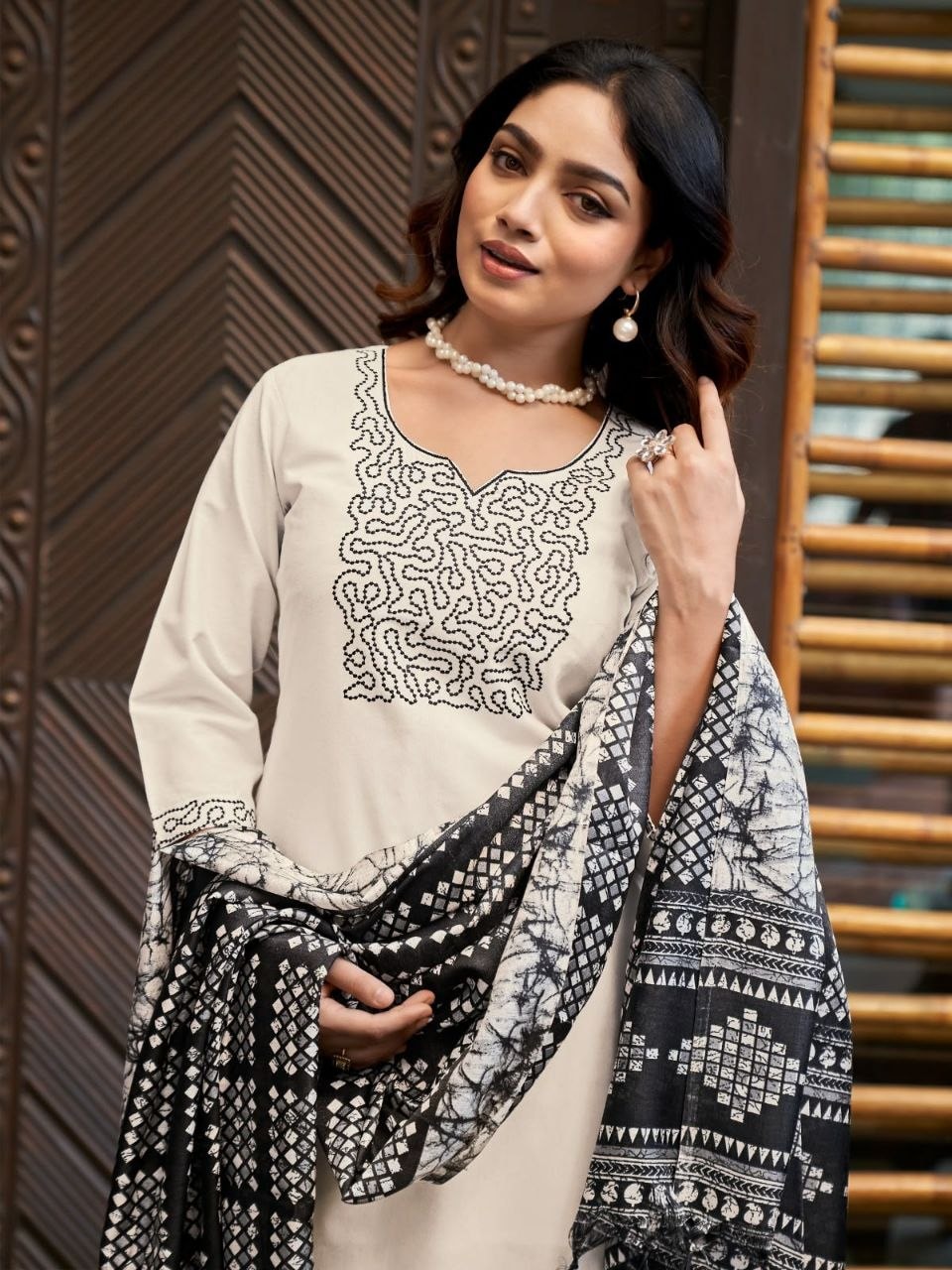 Premium Khadi Cotton Suit Set - White - view 1