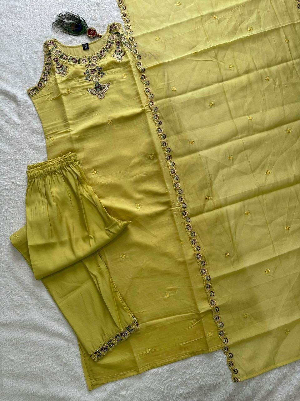 Pure Mul Chanderi Suit Set - view 3