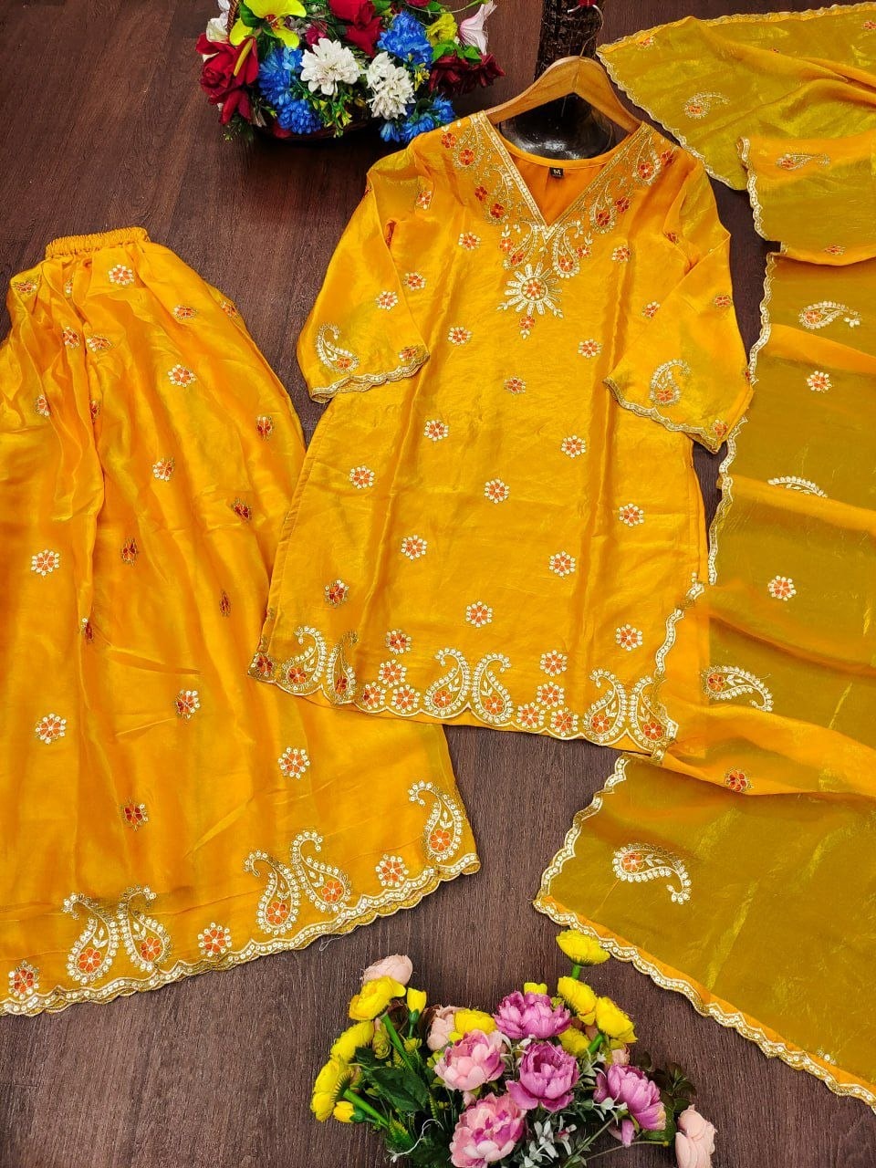 Fendy Silk Salwar Suit Set - view 5