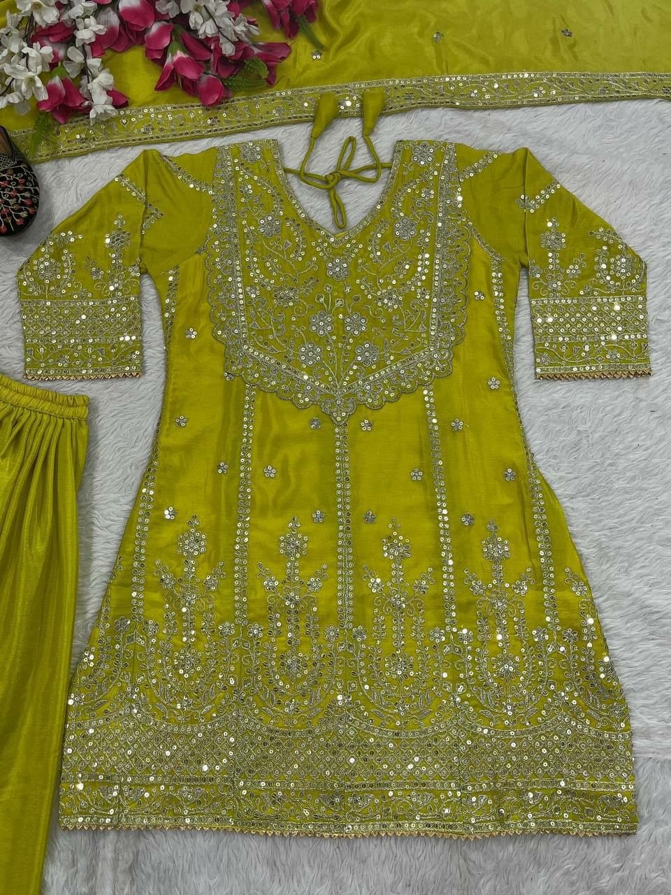Heavy Chinon Silk Suit Set - Yellow