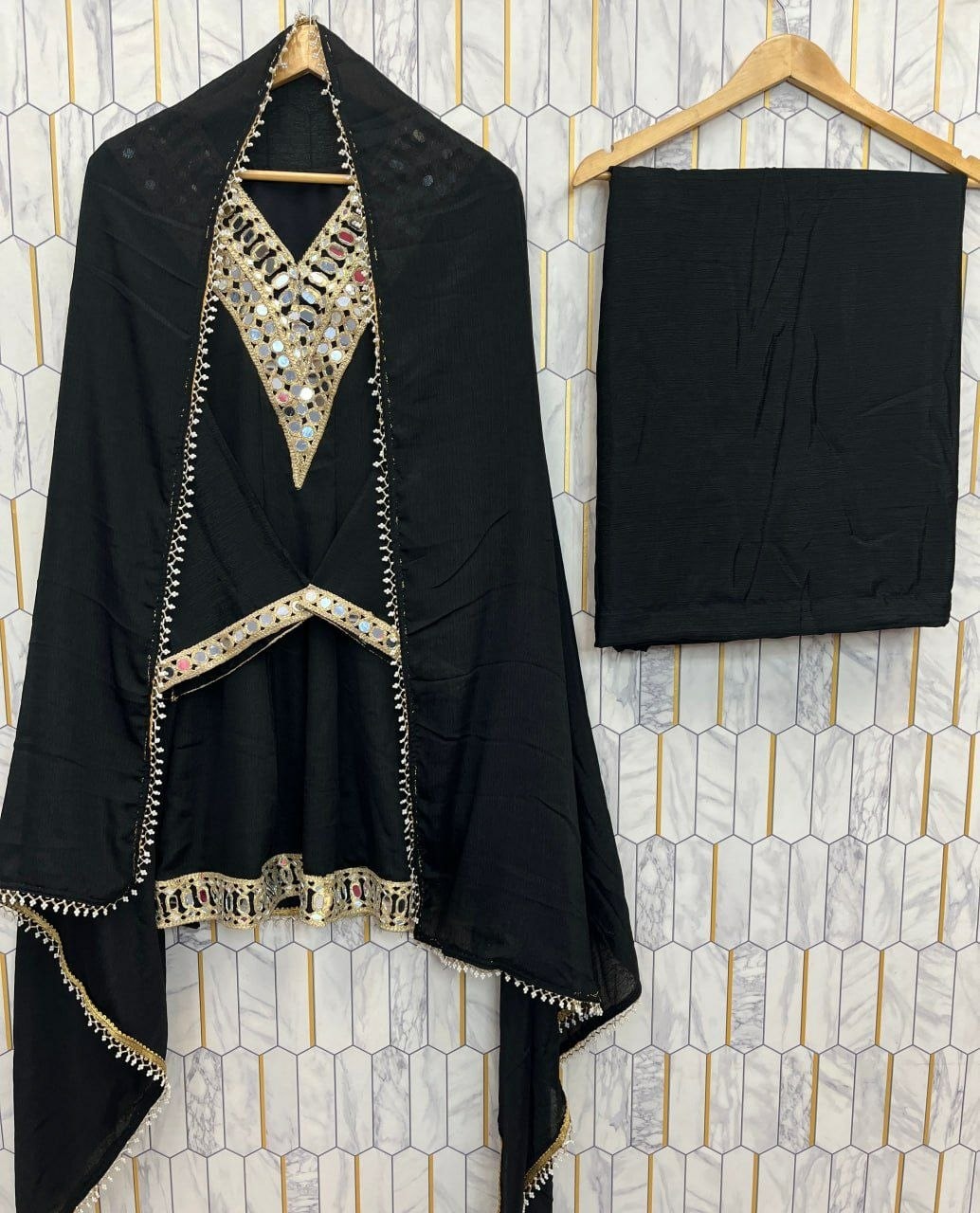Pure Chinon Silk Salwar Suit Set (SIDV2417) - view 1
