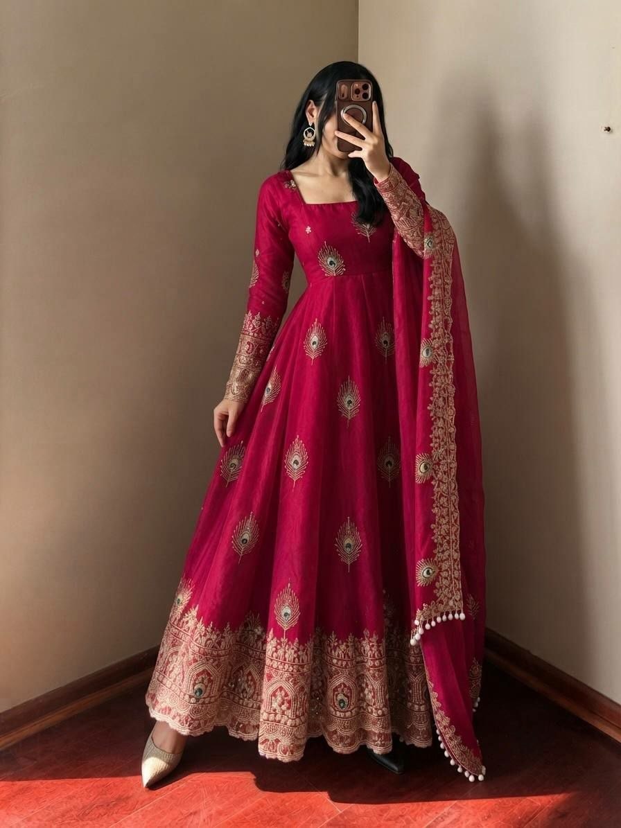Pure Fendy Silk Anarkali Gown Set - Red - view 1
