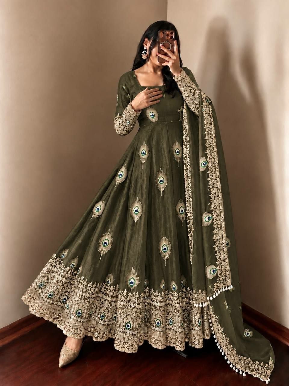Pure Fendy Silk Anarkali Gown Set - Deep Green
