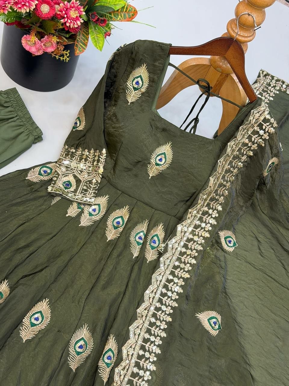 Pure Fendy Silk Anarkali Gown Set - Deep Green