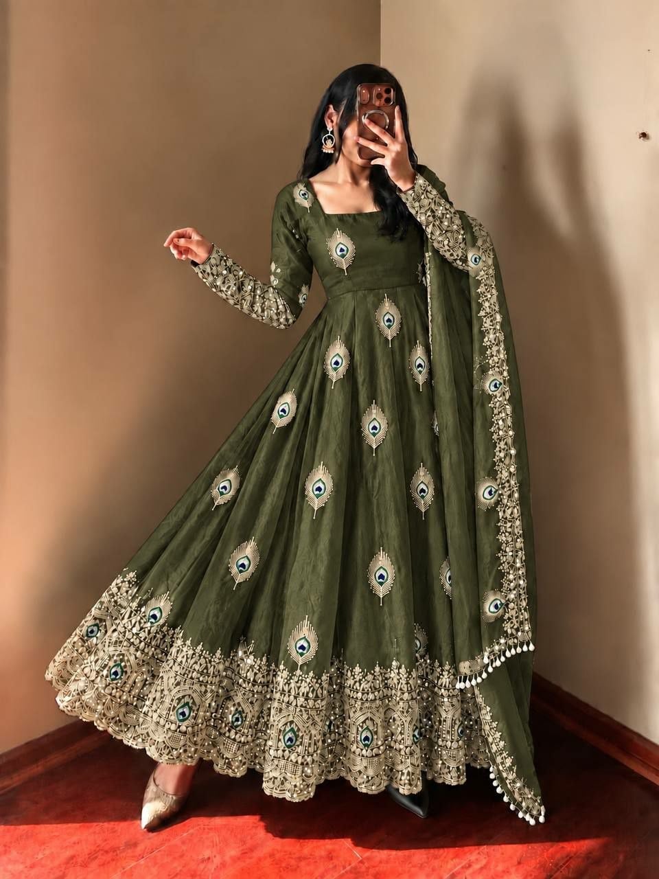 Pure Fendy Silk Anarkali Gown Set - Deep Green