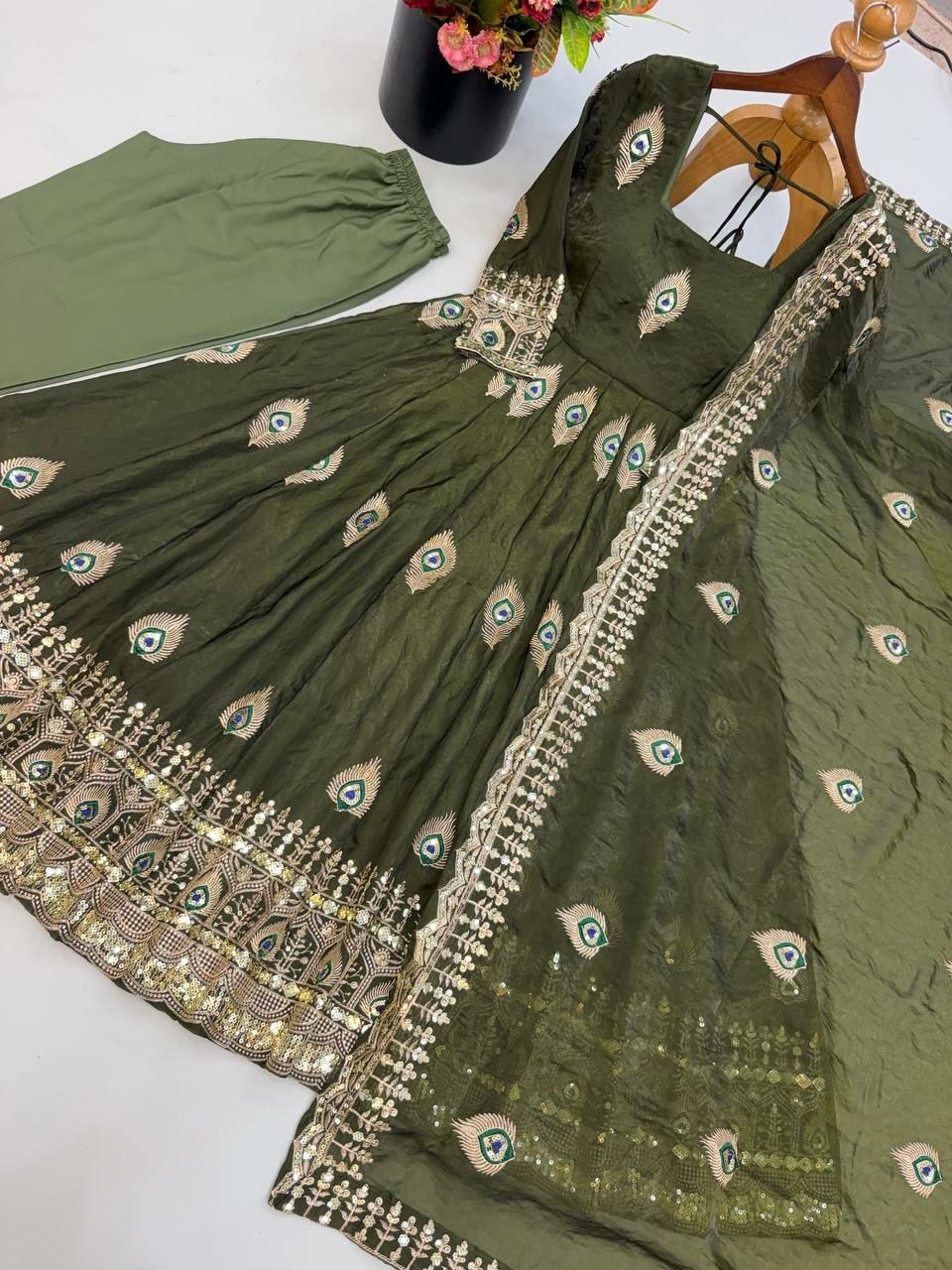 Pure Fendy Silk Anarkali Gown Set - Deep Green - view 2