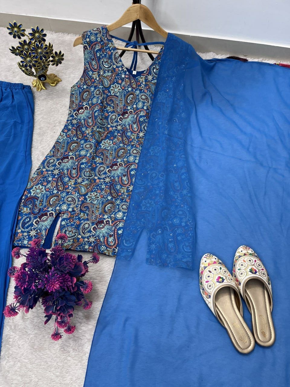 Faux Georgette Salwar Suit Set - Blue - view 2
