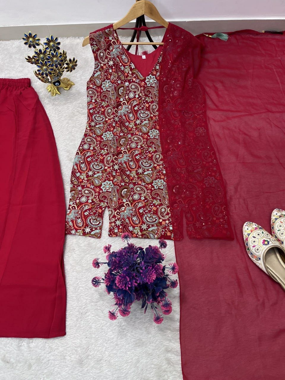 Faux Georgette Salwar Suit Set - Red - view 2