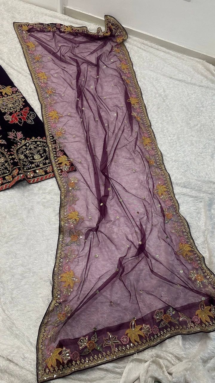 Kasturi silk Lahenga Choli Set - view 8