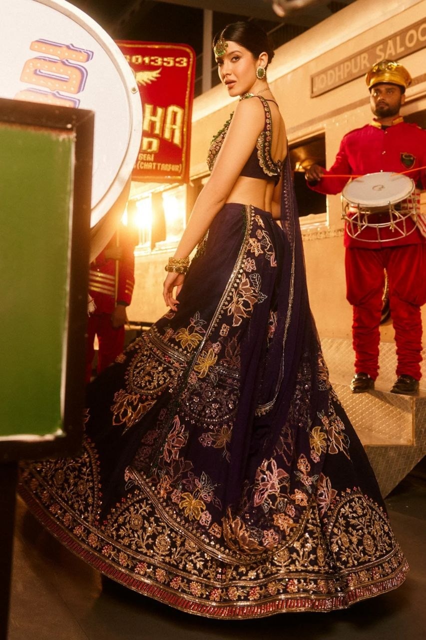 Kasturi silk Lahenga Choli Set - view 2