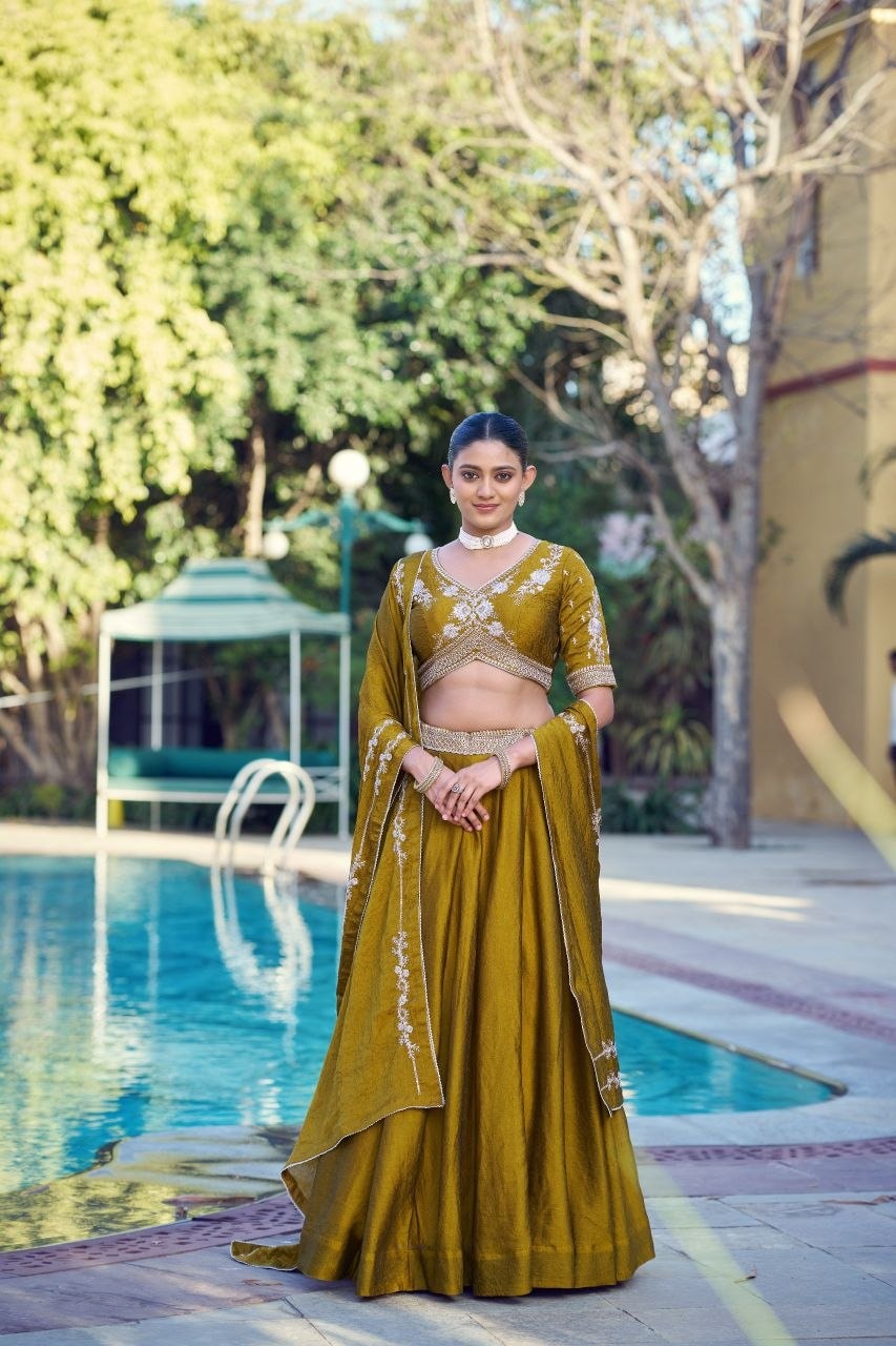 Rangoli Crush lehenga Choli Set - Yellow - view 3