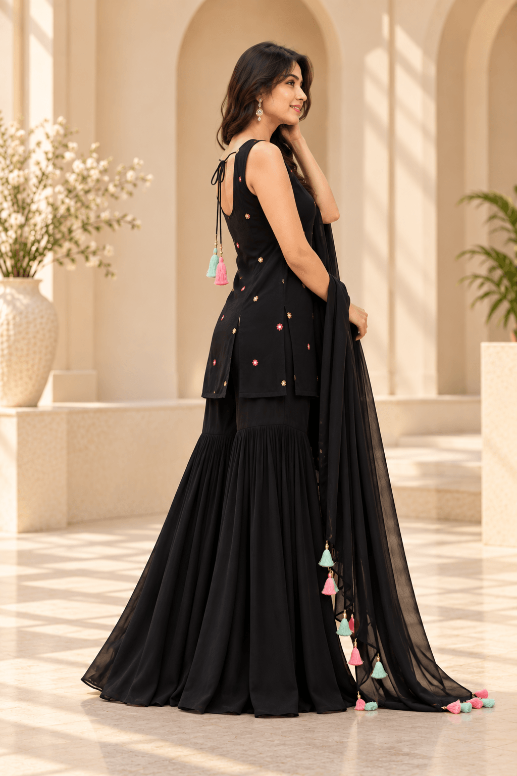 Faux Georgette Salwar Suit Set - Black - view 4