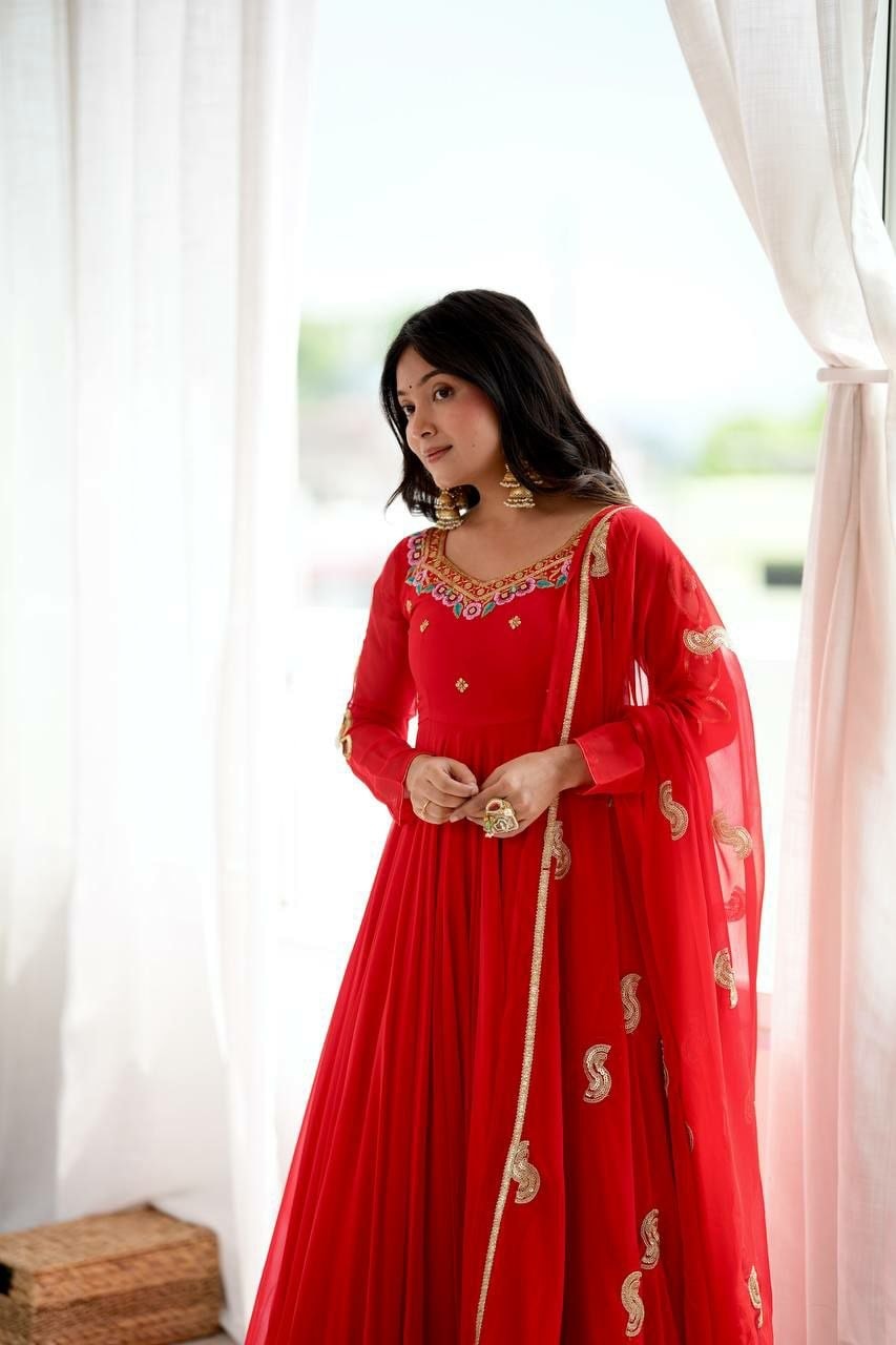Premium Faux Georgette Anarkali Gown Set - Red - view 4