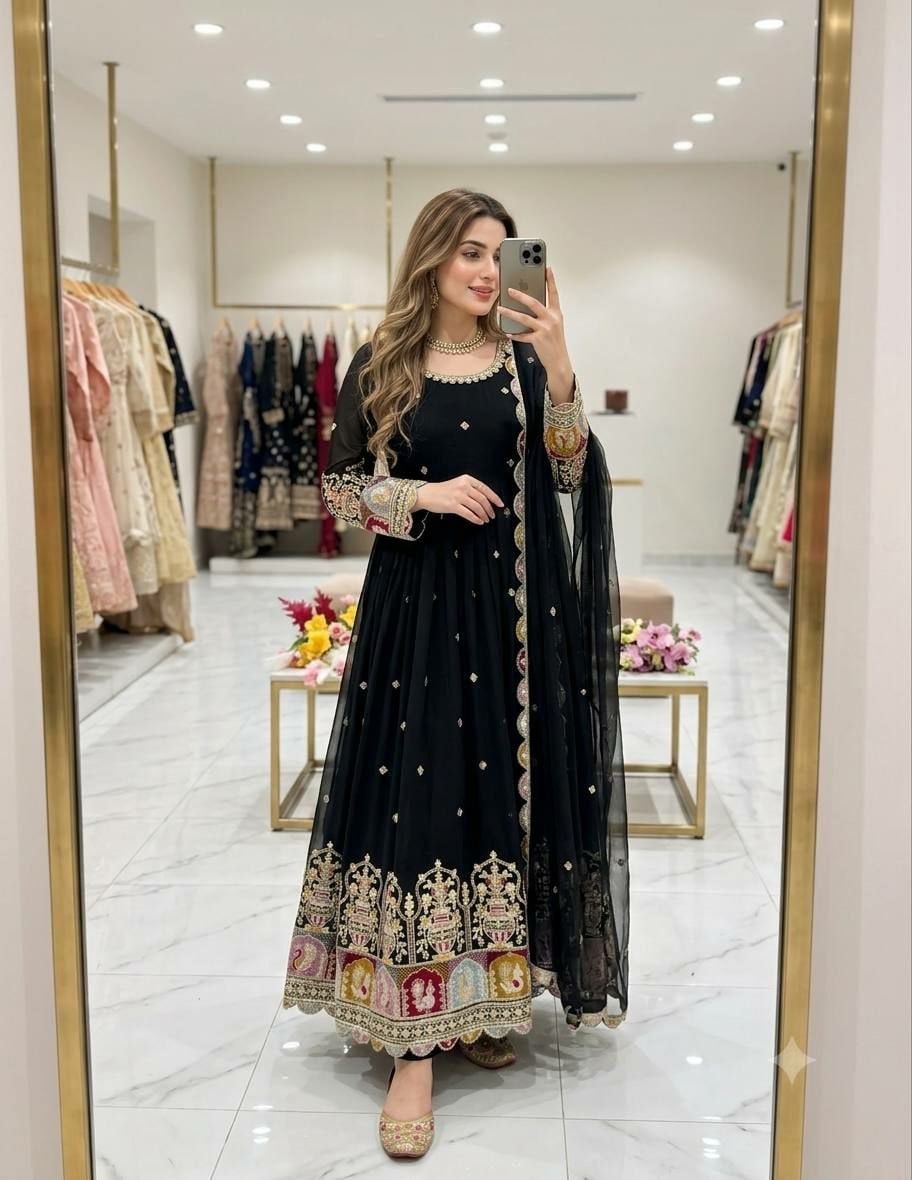 Pure Blooming Georgette Anarkali Gown Set