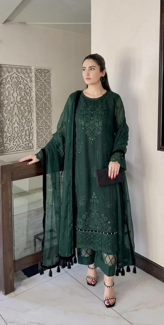 Heavy Soft Organza Salwar Suit Set - Green - view 3