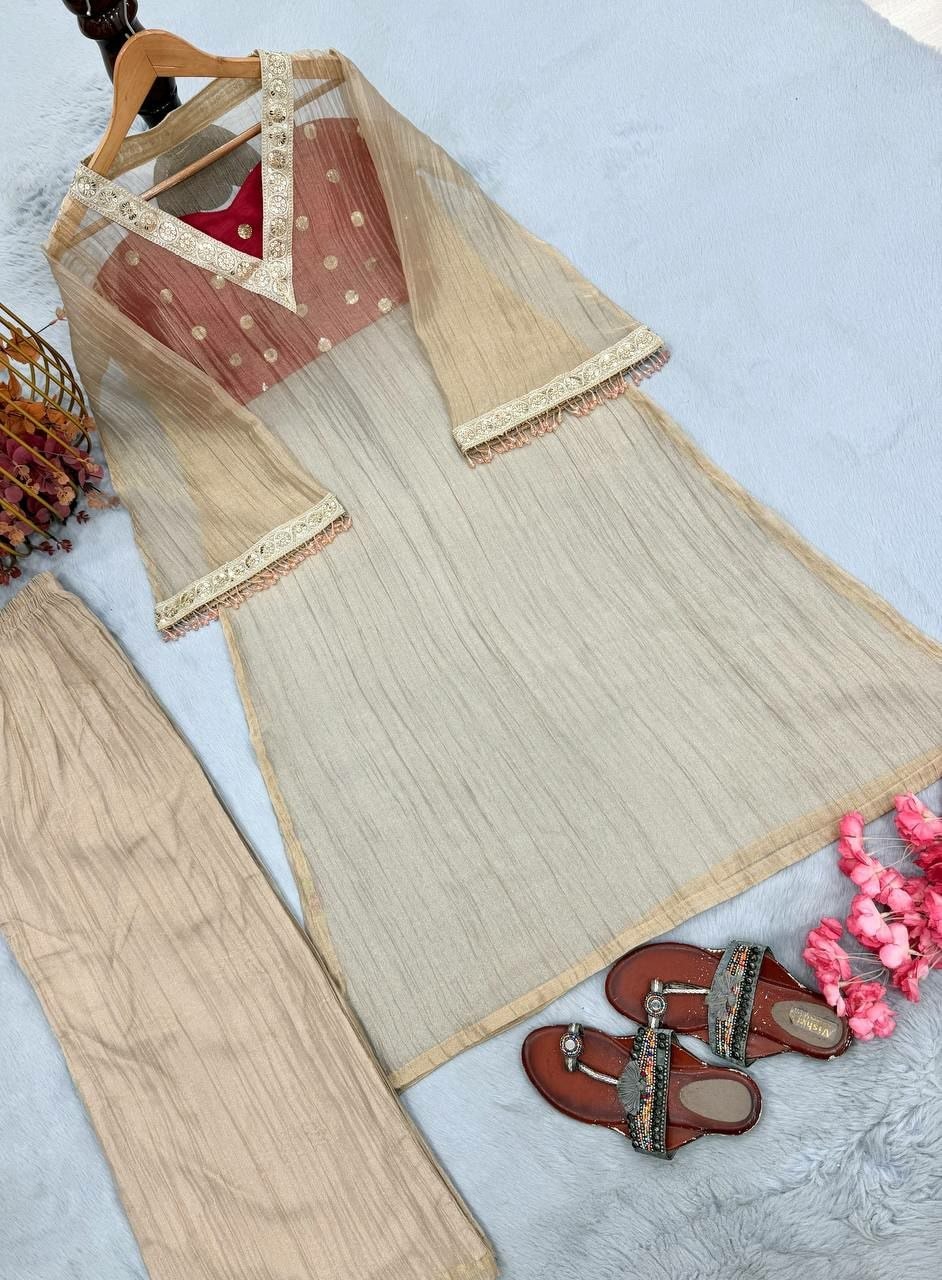Pur Golden Tissue Salsa Suit Set - view 6